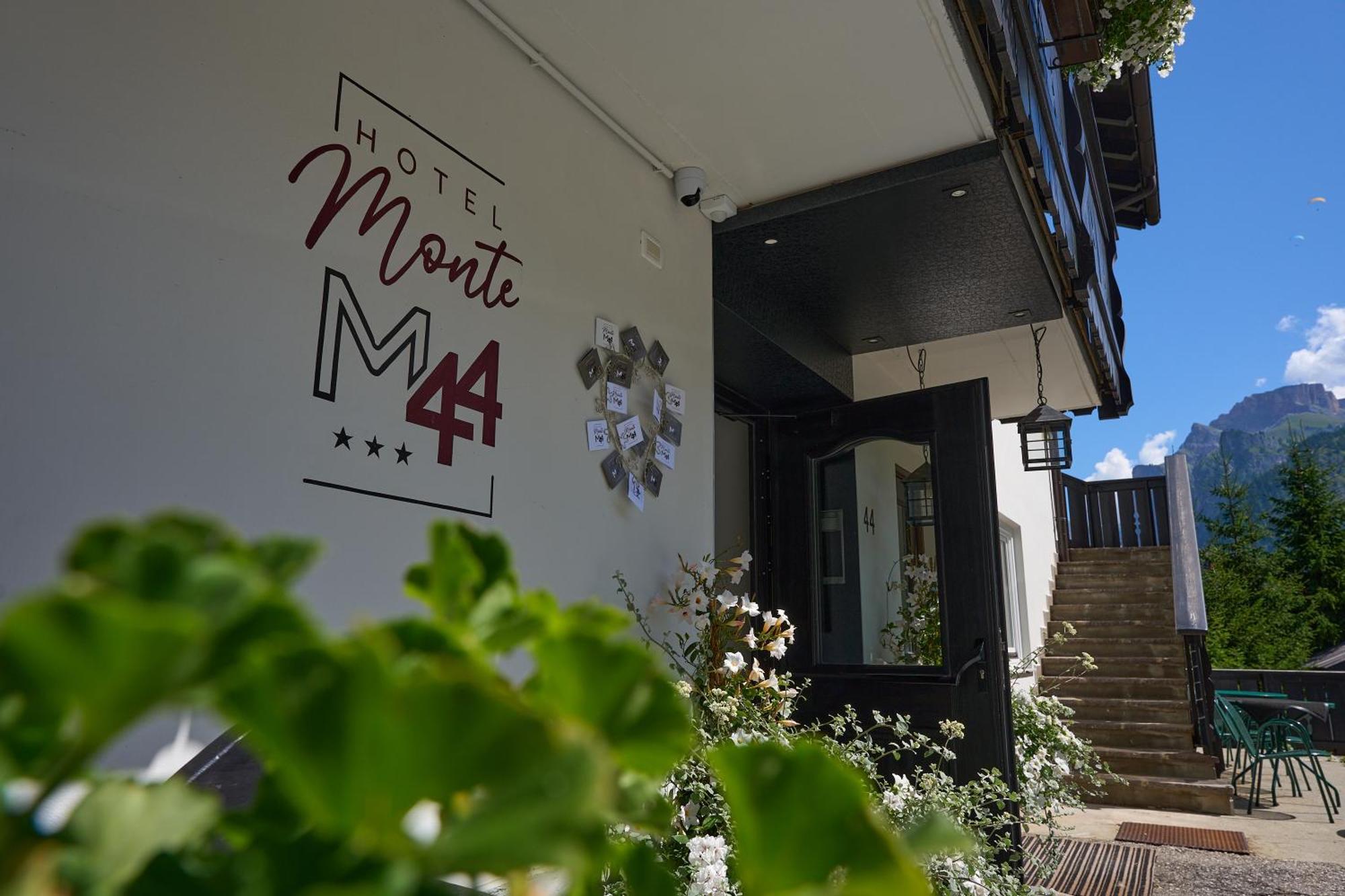 סלבה די ואל גרדנה Hotel Monte44 מראה חיצוני תמונה